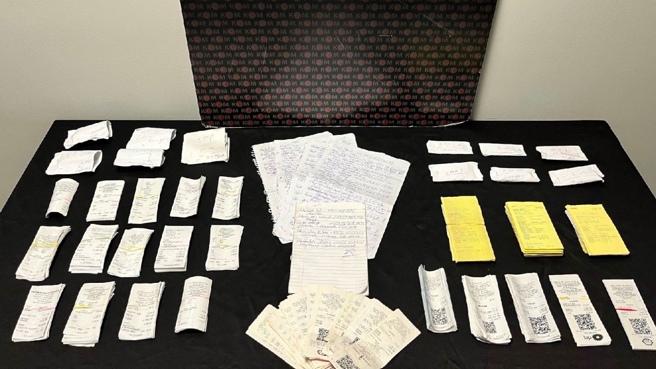 Vergi kaçakçılığı operasyonunda 9 kişi tutuklandı