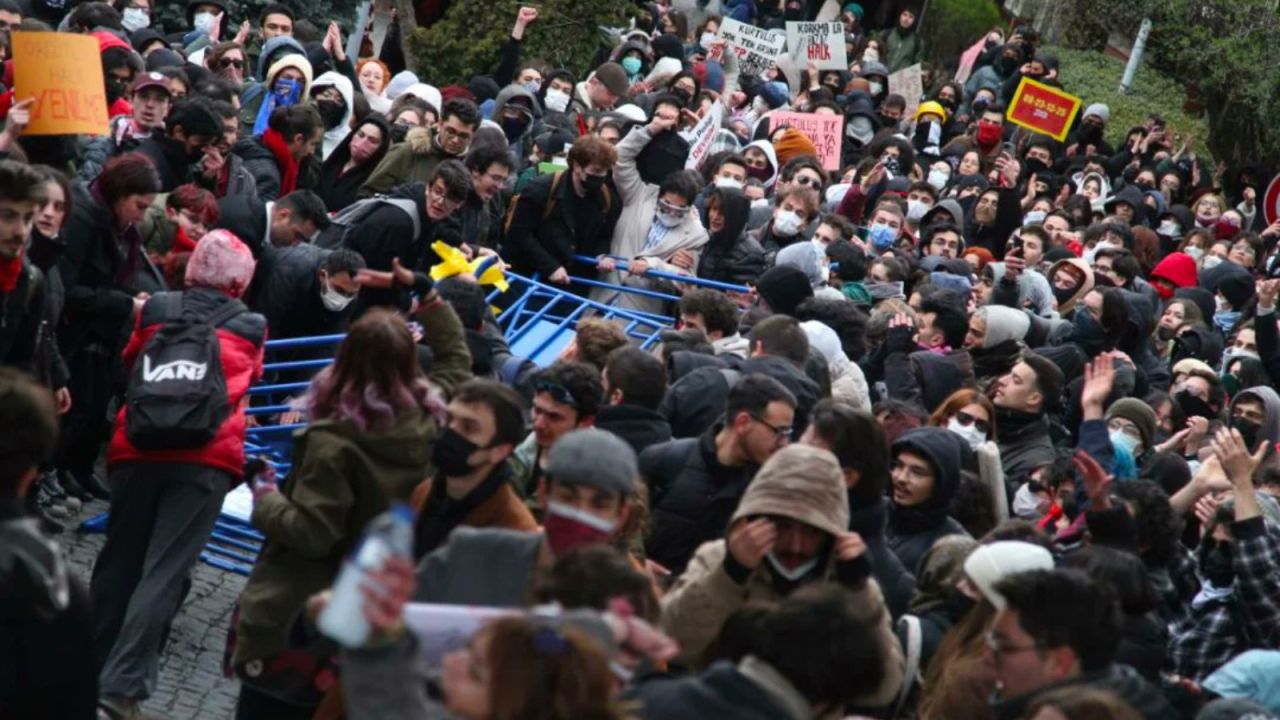 Ankara üniversitesi öğrencileri yök, iktidar ve sermaye düzenine karşı duracaklarını açıkladı