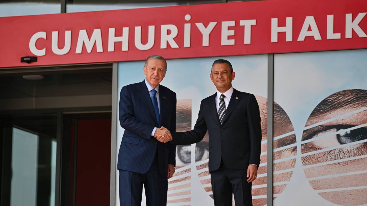 Erdoğan, Özgür Özel'in boykot kararına sert tepki gösterdi: Rabbim bizi bunların eline düşürmesin