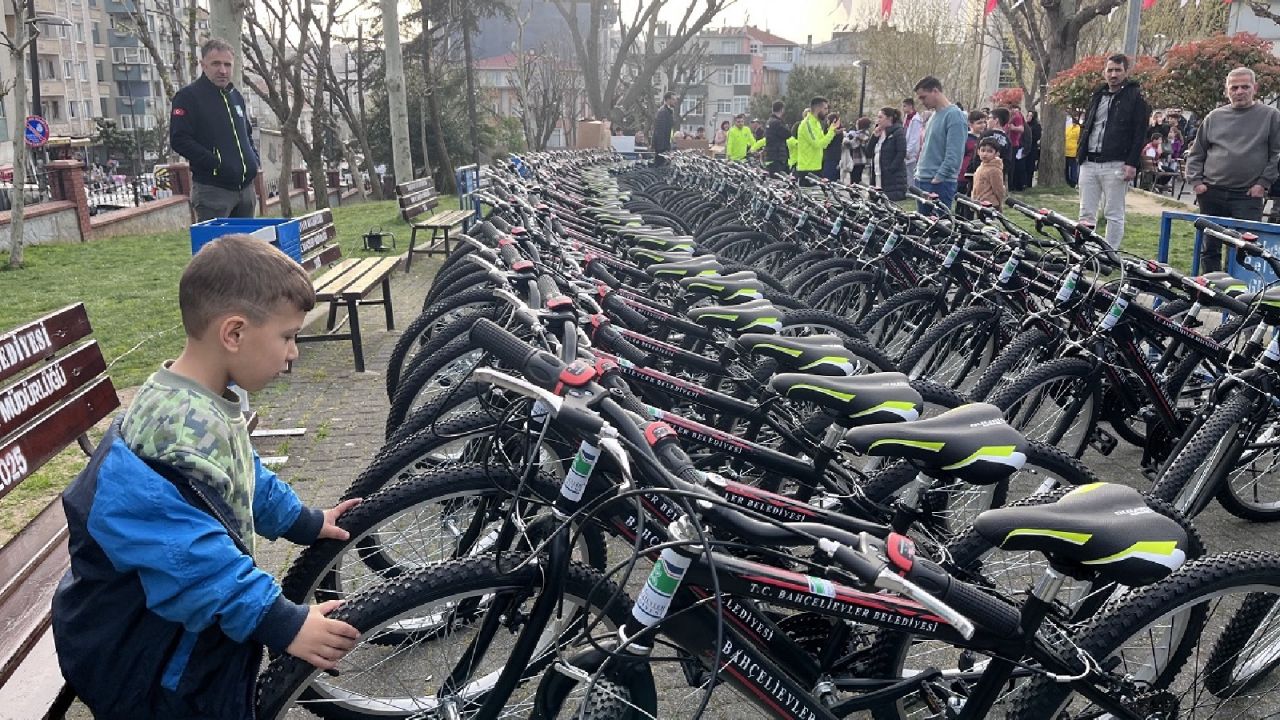 Bahçelievler'de bisikletler sahiplerini buldu