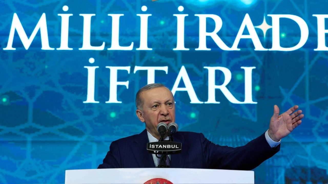 Erdoğan, İmamoğlu Protestolarına Tepki Gösterdi: Polise Saldıranlara Müdahale Edilecek