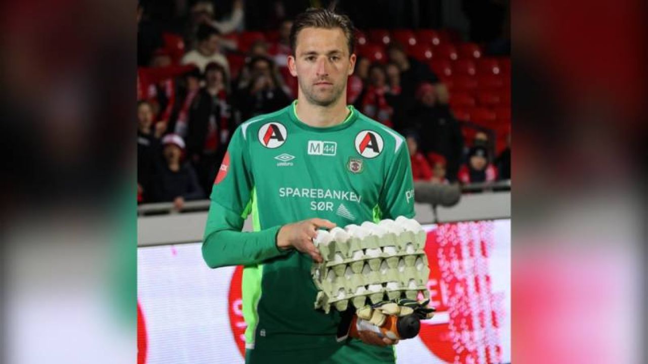 Norveç'te ilginç ödül: Maçın en iyi oyuncusuna 4 koli yumurta