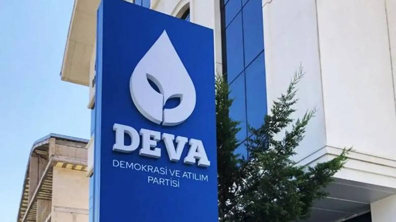 Siyasi partiler DEVA Partisi genel merkezinde bayramlaştı