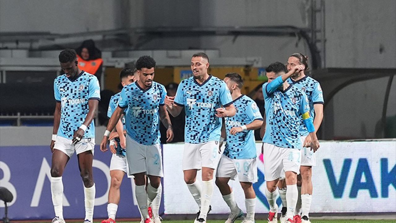 Başakşehir, Eyüpspor'u 3-1 Yenerek Galibiyet Serisini Sürdürdü