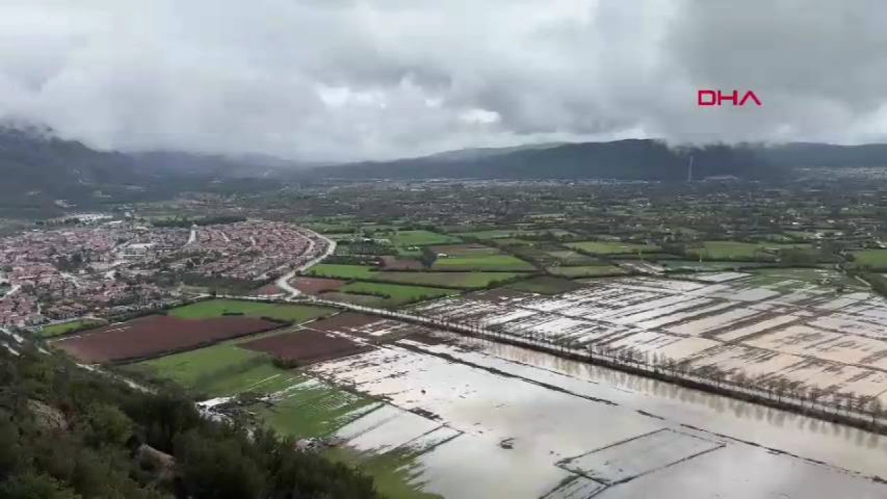 Muğla'da tarım arazilerini su bastı
