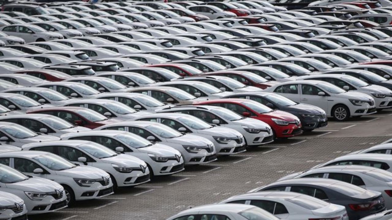 Otomobil ve Hafif Ticari Araç Pazarında Yüzde 6,5 Daralma