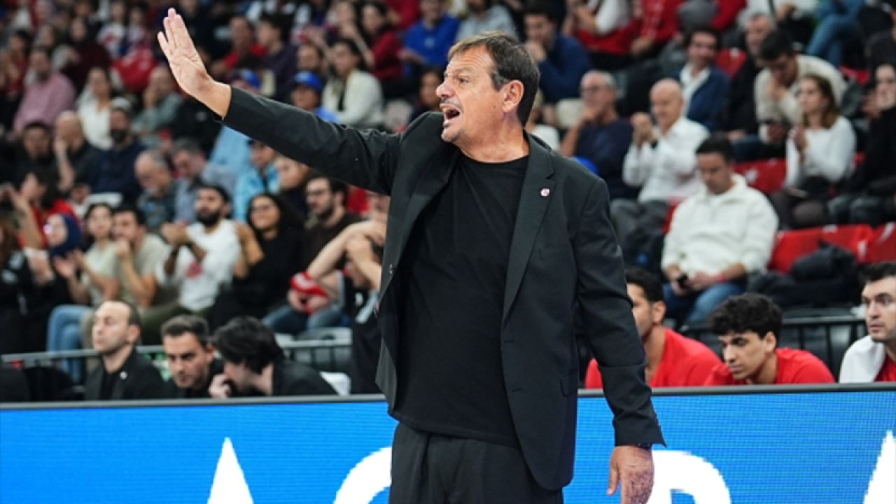 Ergin Ataman'dan Tepkilere Sert Yanıt: "O 2 Kupayı Ben Aldım!"