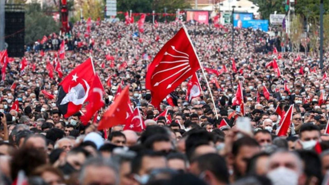CHP, demokrasiyi savunma çağrısında bulundu: “Mücadelenin yeri meydanlardır”