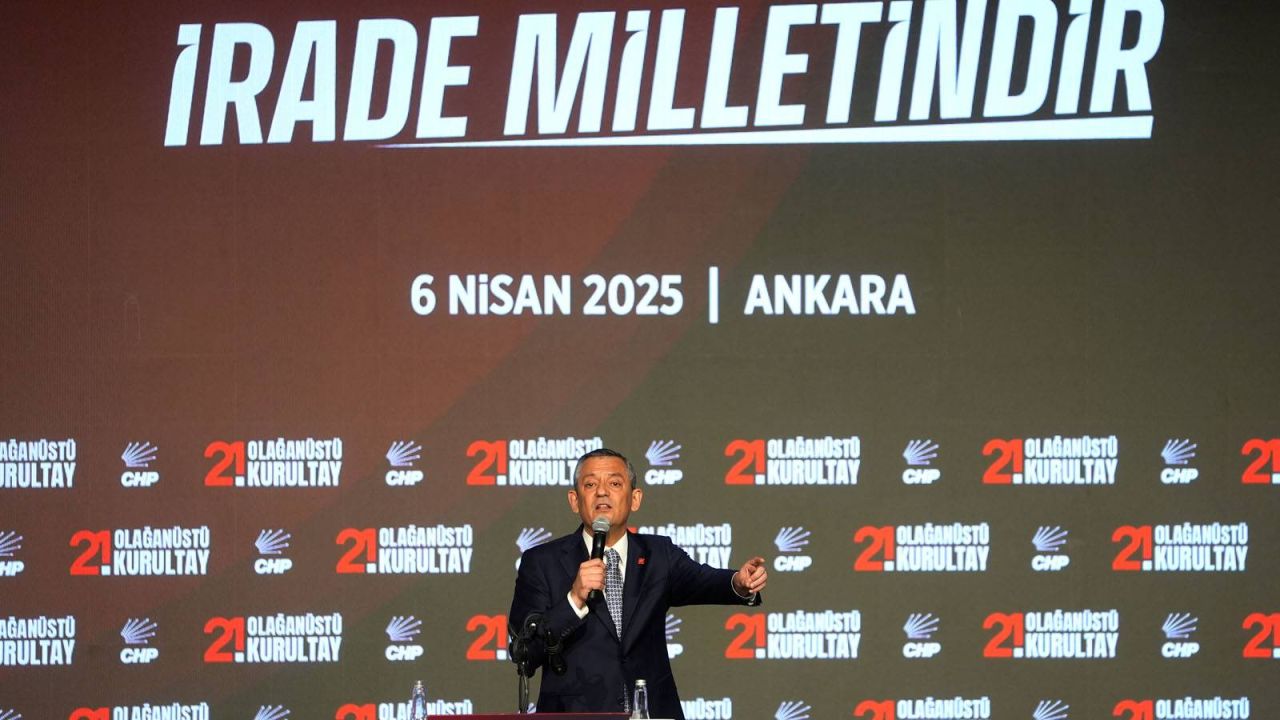 Fikret Bila: CHP Kurultayı Sonuçları İktidar İçin Hayal Kırıklığı Oldu