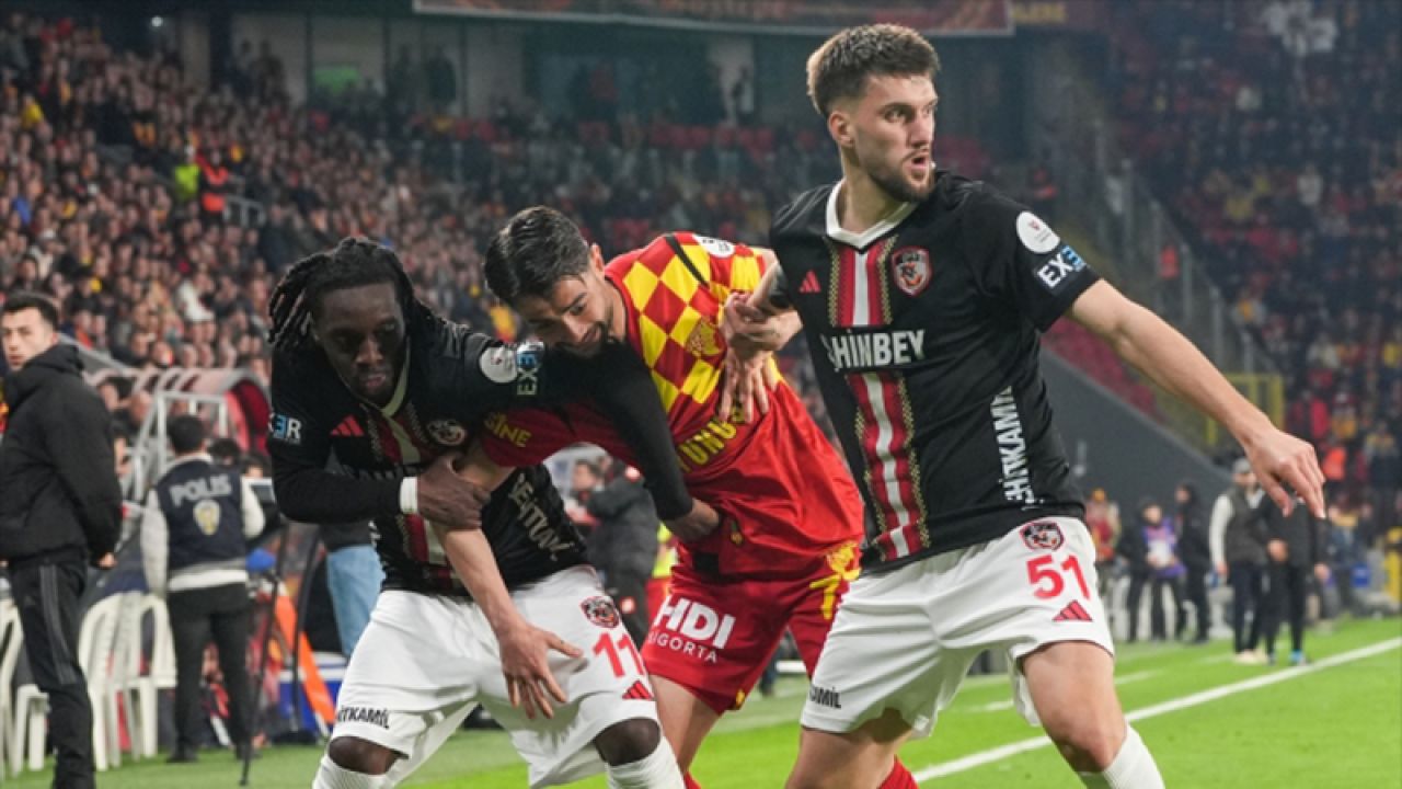 Göztepe ve Gaziantep FK Süper Lig'de Puanları Paylaştı