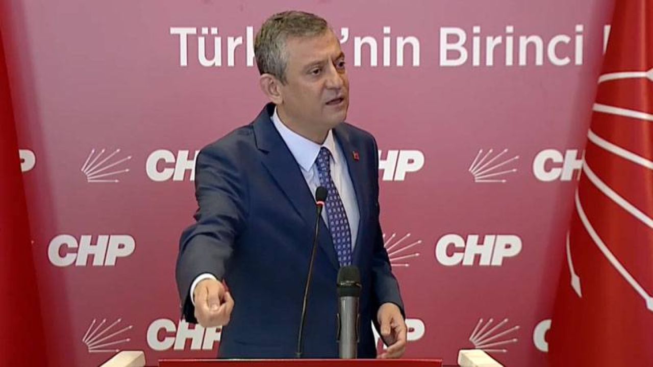 Özgür Özel: Türkiye'de otokrasi ve demokrasi savunucuları iki ayrı hat oluşturdu