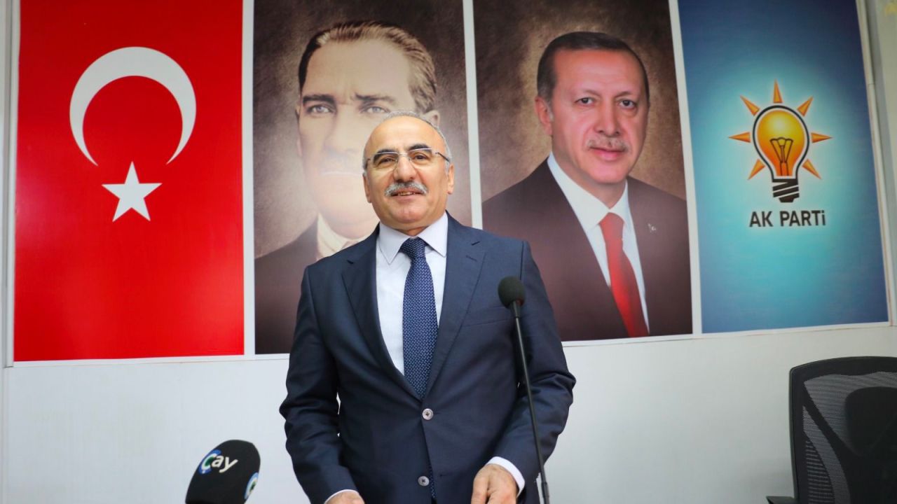 Bekir Bozdağ, AKP'li milletvekilinin Bektaşi fıkrası üzerine özür dilemesini istedi