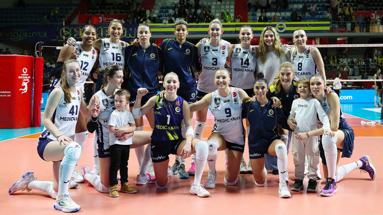 Fenerbahçe'de Galatasaray derbisi sonrası ayrılık yaşandı