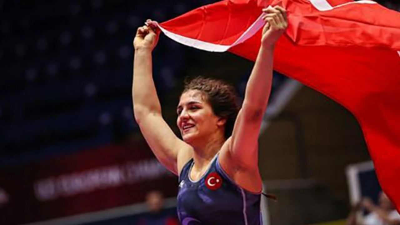 Elvira ve Nesrin, Avrupa Şampiyonası finalinde