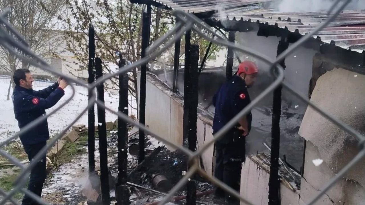 Sakarya'daki yangında iki çocuk yaşamını yitirdi