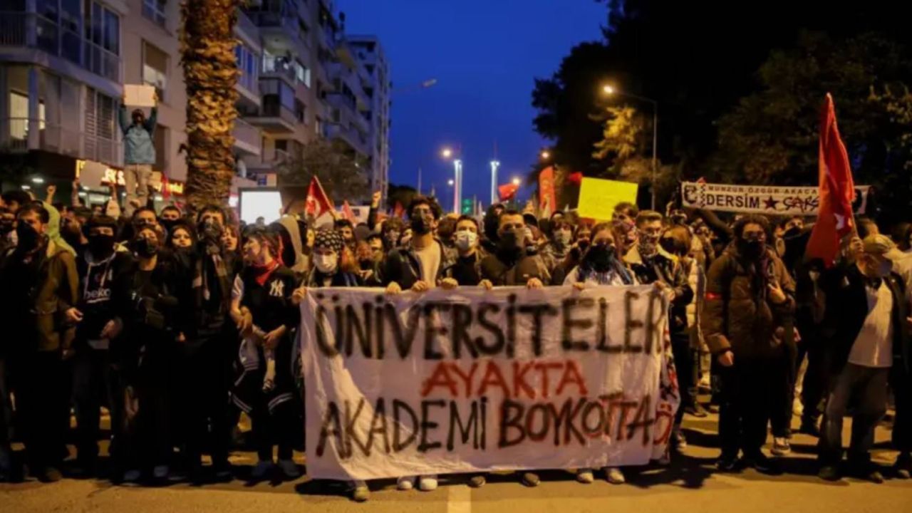 Üniversite öğrencilerinin protesto ve akademik boykot eylemleri devam ediyor