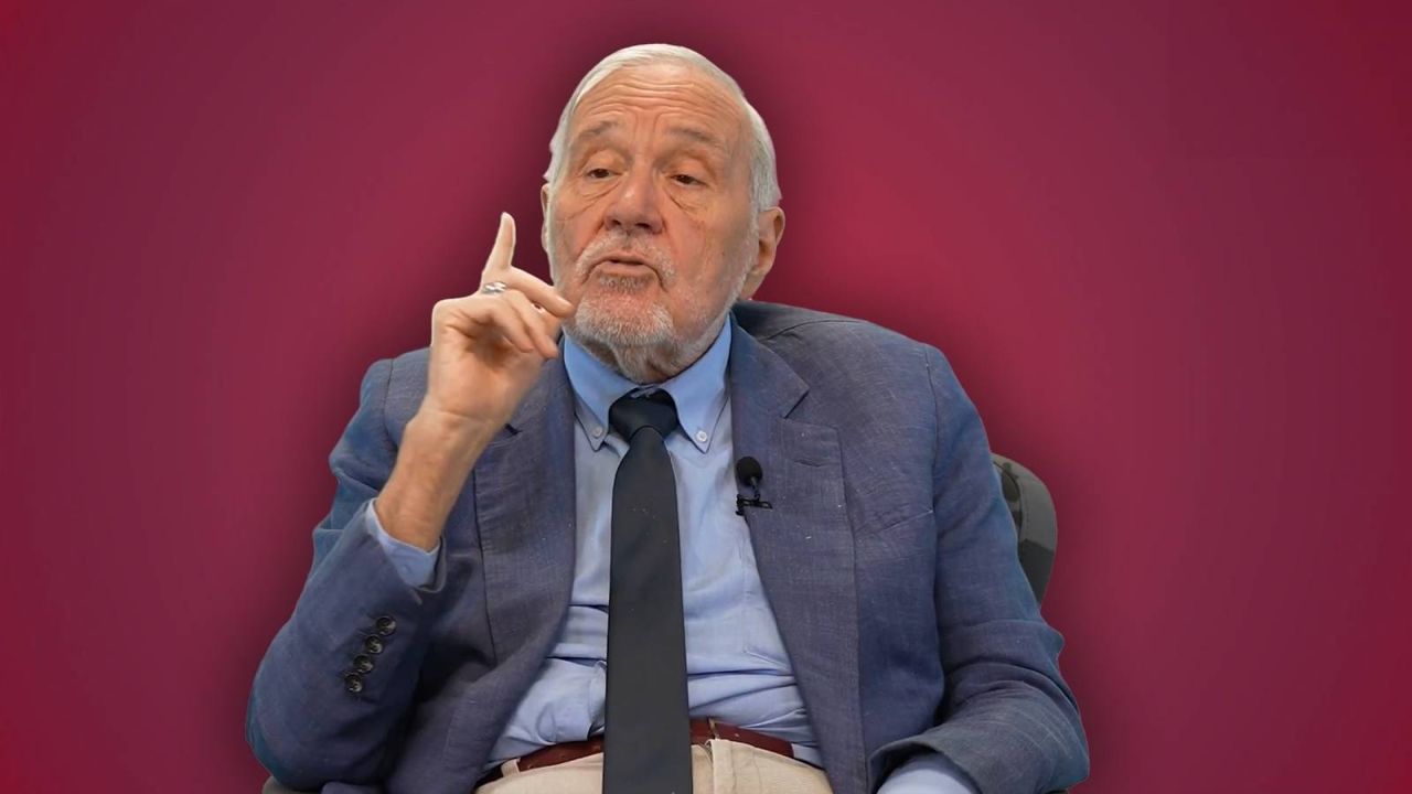 İlber Ortaylı: Kıbrıs'ın yanı sıra Türkiye'nin geleceği de tehlikede