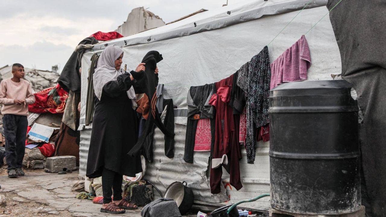 DMM, Gazzeli sivillerin Suriye'nin kuzeyindeki kamplara yerleştirilip yerleştirilmeyeceğine dair açıklama yaptı