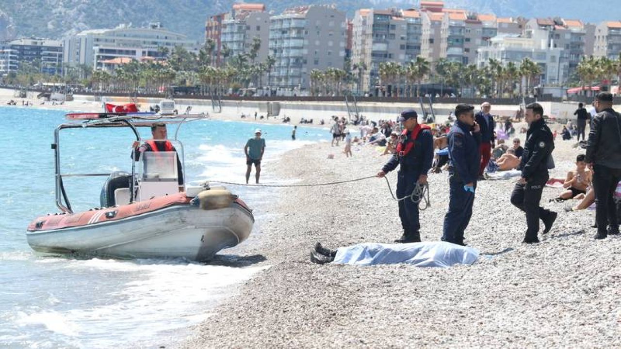 Denizde elbiseleriyle girdi, boğularak hayatını kaybetti