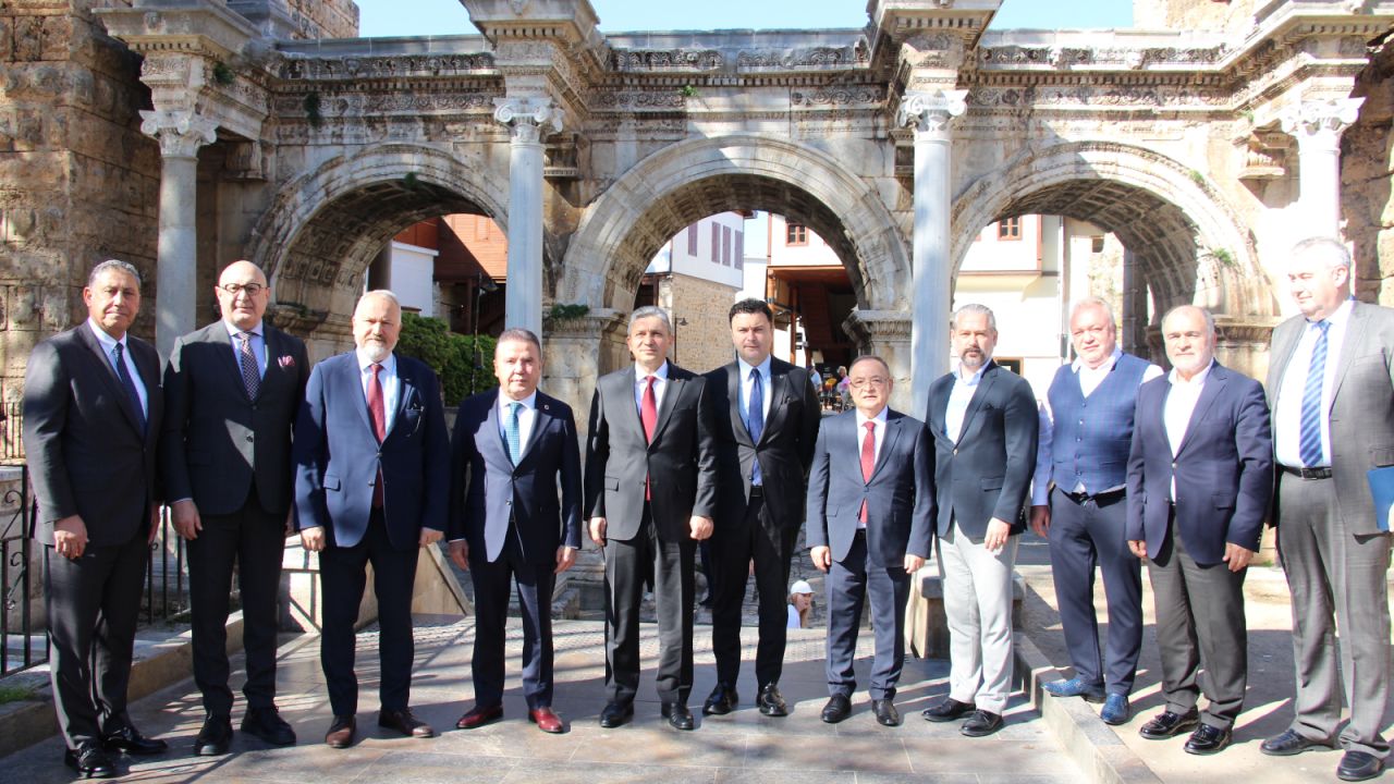 Antalya 2025 turizm sezonunda rekor kırmaya hazırlanıyor