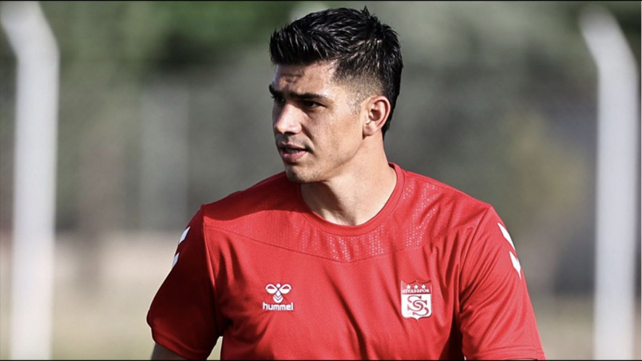 Galatasaray, Rıza Çalımbay'ın yıldız oyuncusunu hedef aldı
