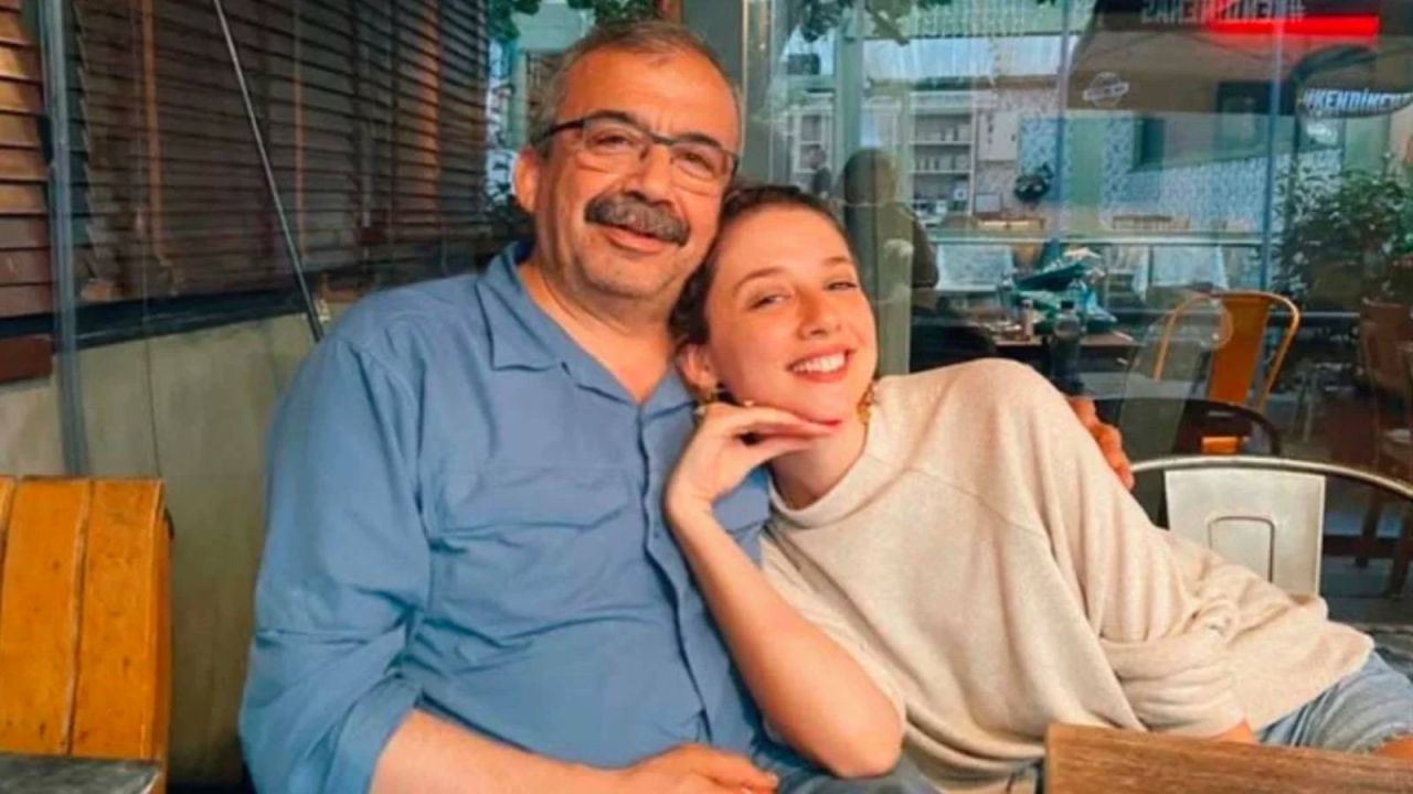 Ceren Önder, babası Sırrı Süreyya Önder'in sağlık durumu hakkında konuştu: Hayati risk sürüyor