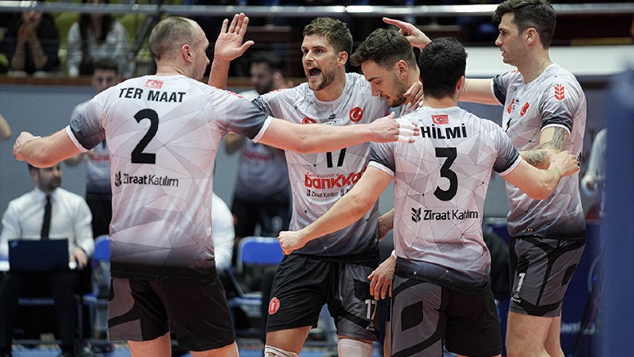 Ziraat Bankkart Efeler Ligi'nde finale yükseldi