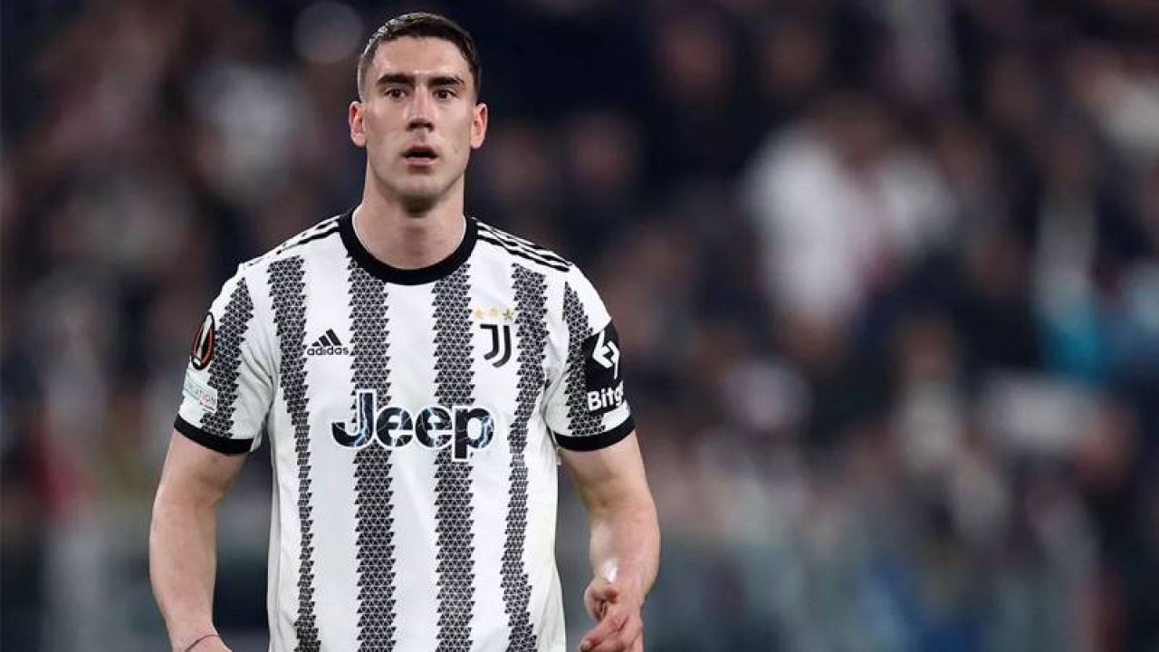 Fenerbahçe, şampiyonlar ligi hazırlıklarına dev kadro ile başlıyor; Vlahovic'in bonservisi belirlendi