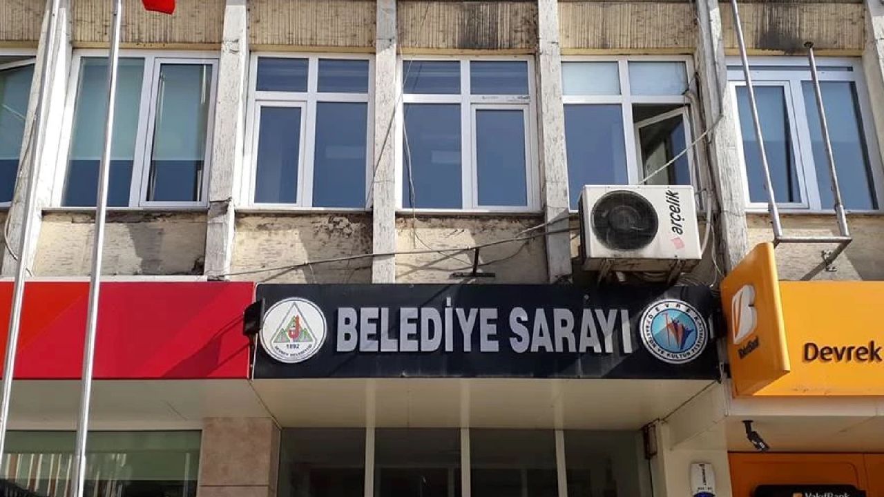 Devrek belediyesinde usulsüzlük iddiası: 8 kişi gözaltına alındı