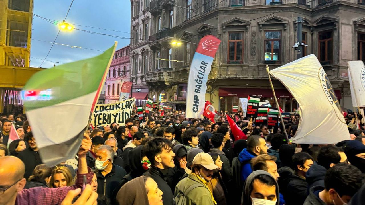 Özgür Çelik, Filistin yürüyüşüne müdahaleye tepki gösterdi: Suç duyurusunda bulunacağız