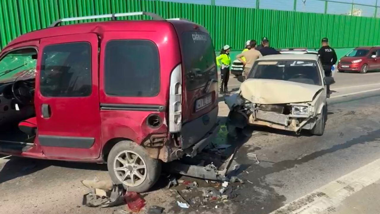 Kocaeli'de zincirleme trafik kazası: 3 kişi yaralandı