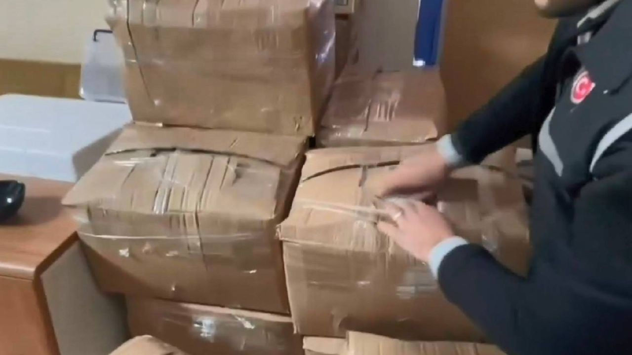 İstanbul'da 400 milyon liralık kaçak ilaç operasyonu