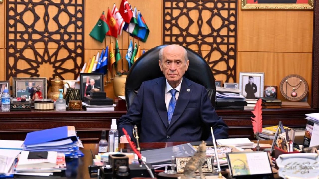 Bahçeli'den Anneler Günü Mesajı: Şehit Annelerini Selamlıyorum
