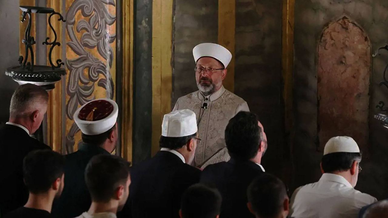 Diyanet, 23 Nisan hutbesinde Atatürk'ü anmadı