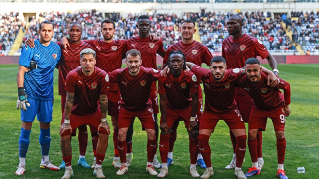 Süper Lig'de küme düşen ikinci takım belli oldu.