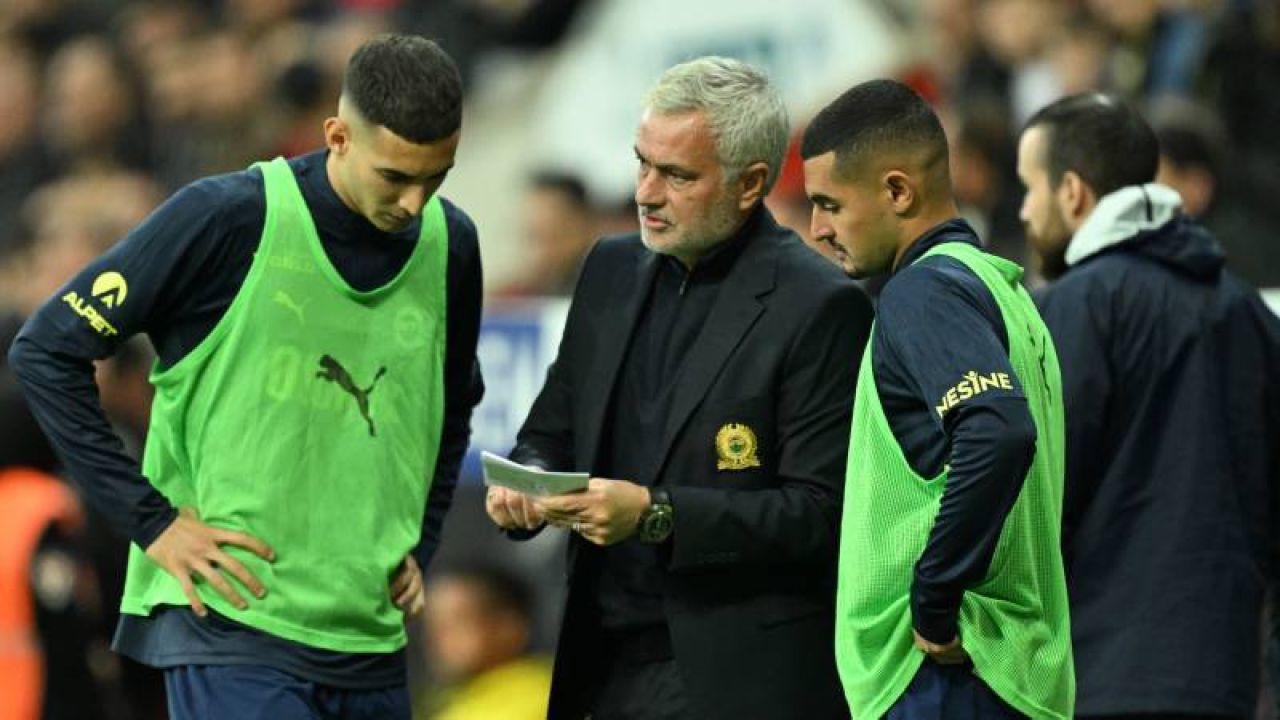 Mourinho'nun Tercihi Netleşti: İşte Son Düzlükteki Sistem
