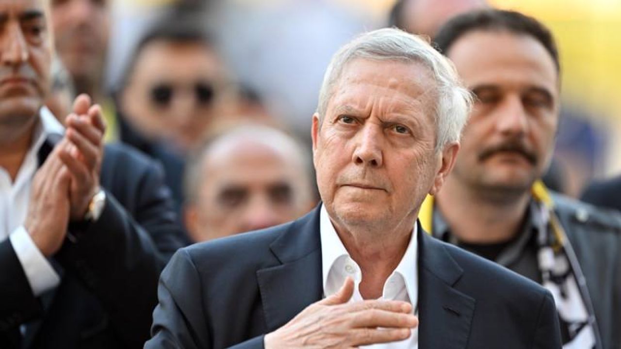 Aziz Yıldırım'dan Gece Yarısı Bomba İddialar, Fenerbahçe Yönetimi Anında Karşılık Verdi

