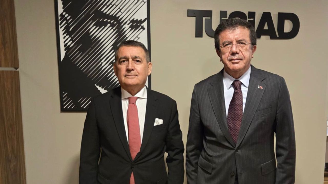 Akp'li nihat zeybekci'den tüsiad'a ziyaret
