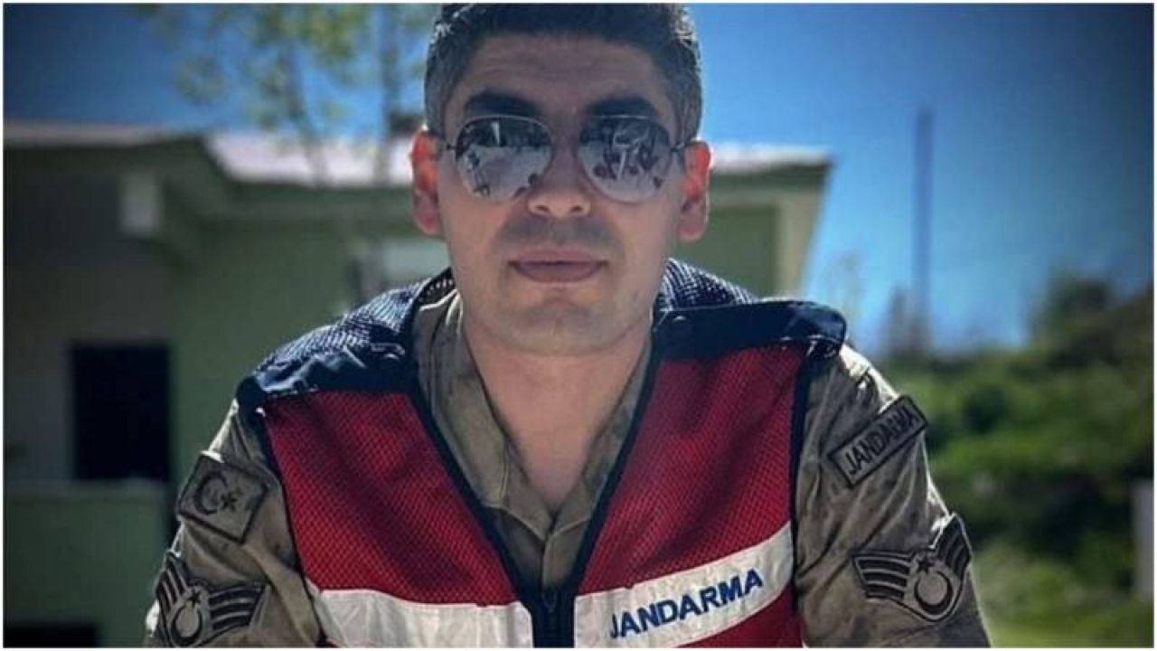 Halı Saha Maçında Fenalaşan Astsubay Yaşamını Yitirdi
