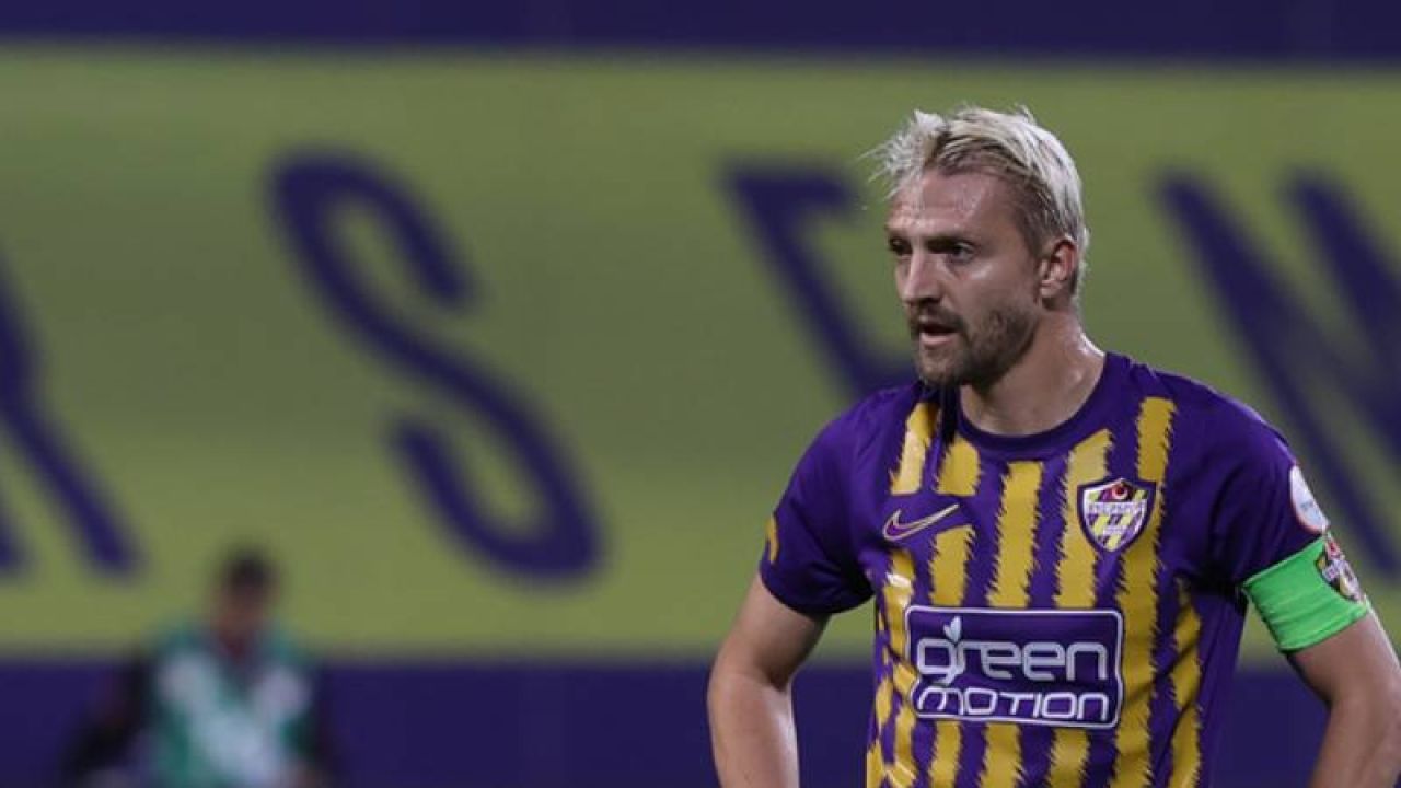 Caner Erkin futbolu bırakıyor mu? Menajerinden açıklama!

