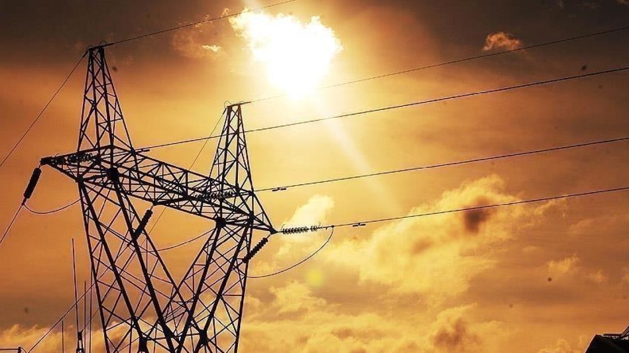 Günlük Elektrik Üretim ve Tüketim Verileri
