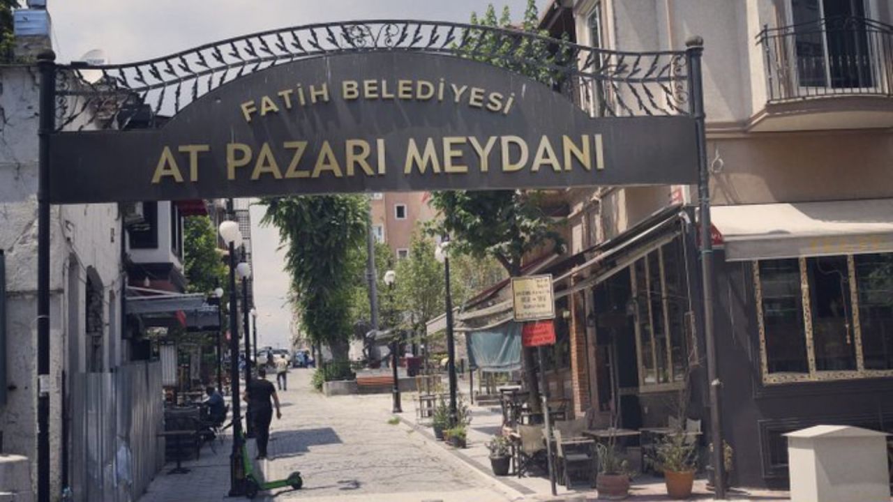 Ertuğrul Özkök'ten At Pazarı Gençliğine Çağrı: "Bu Dengesizliğe Cevabı Siz Verin!"
