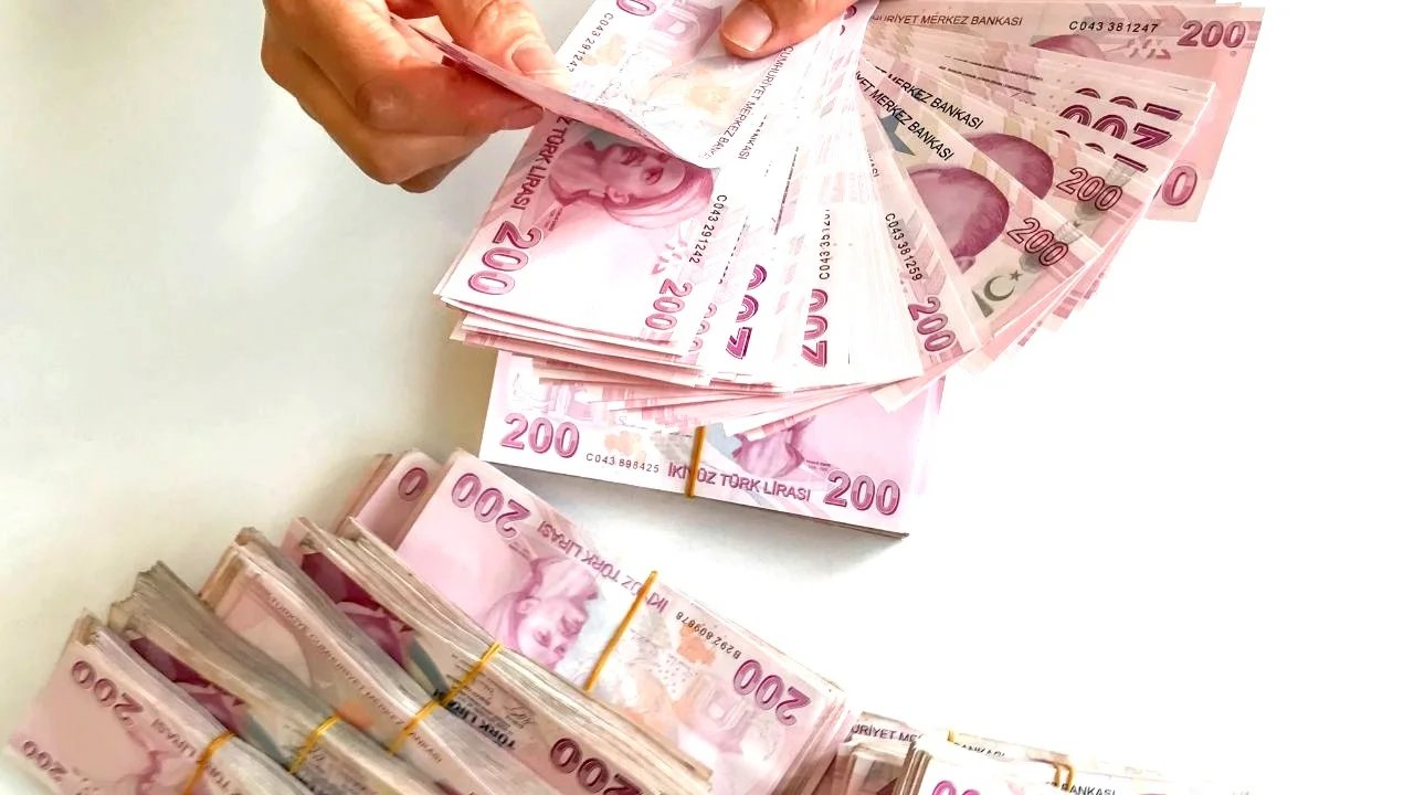 4 sene erken emekli olun; SGK açıkladı, o çalışanlara hak verildi!