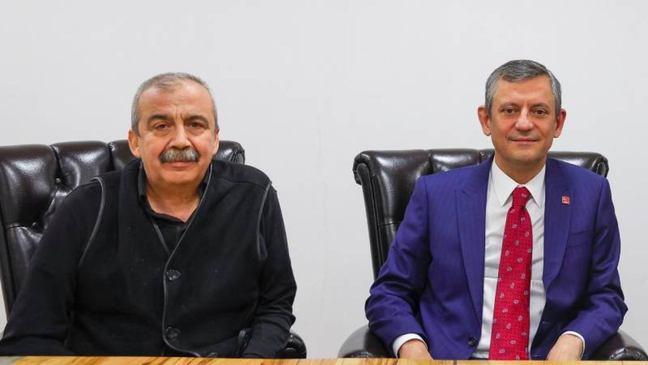 Özgür Özel'den Sırrı Süreyya Önder'e Destek: Birlik ve Kardeşlik Mücadelesi Başarıya Ulaşmalı
