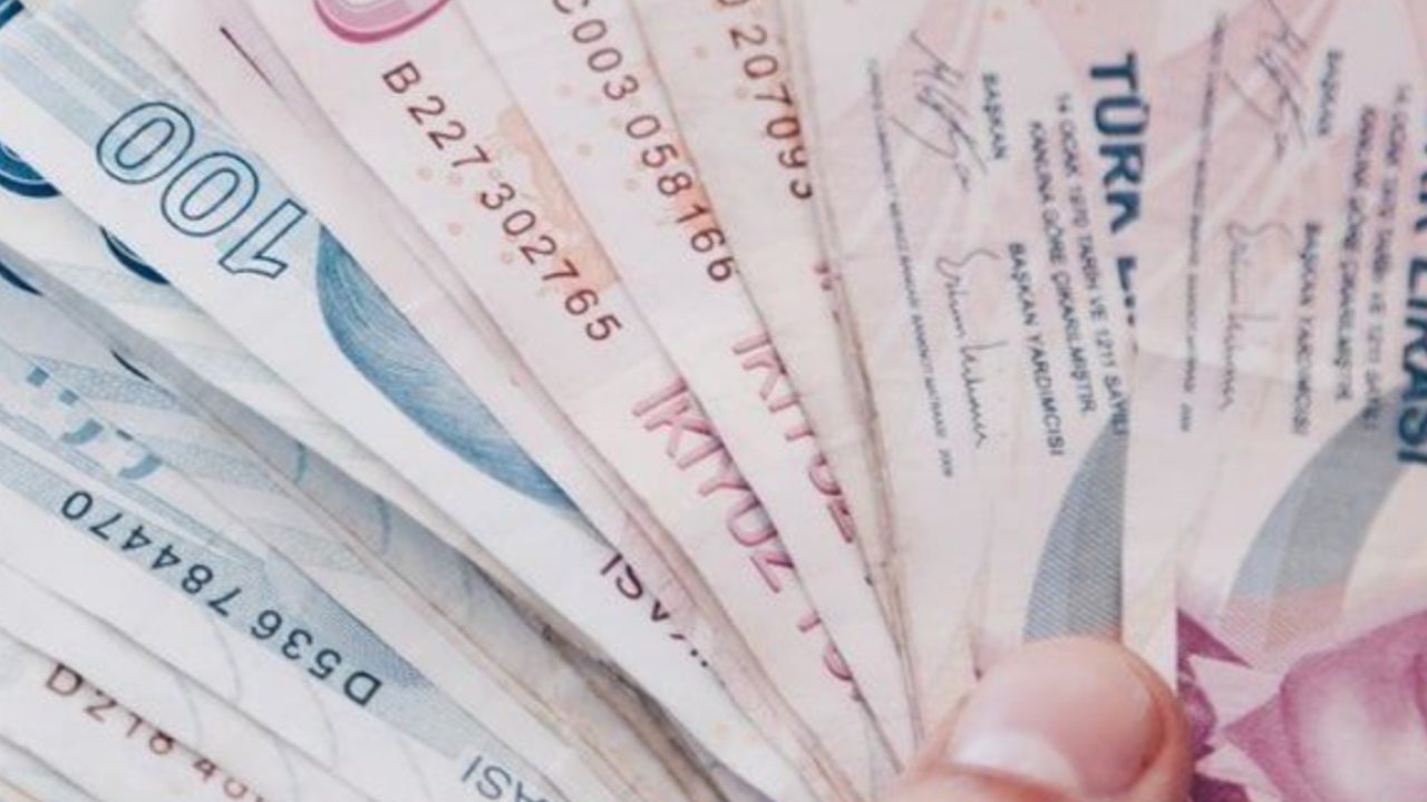 18 Yaş Üstüne 3 Kamu Bankası Veriyor! 500.000 TL’ye Kadar Kredi Açıldı!