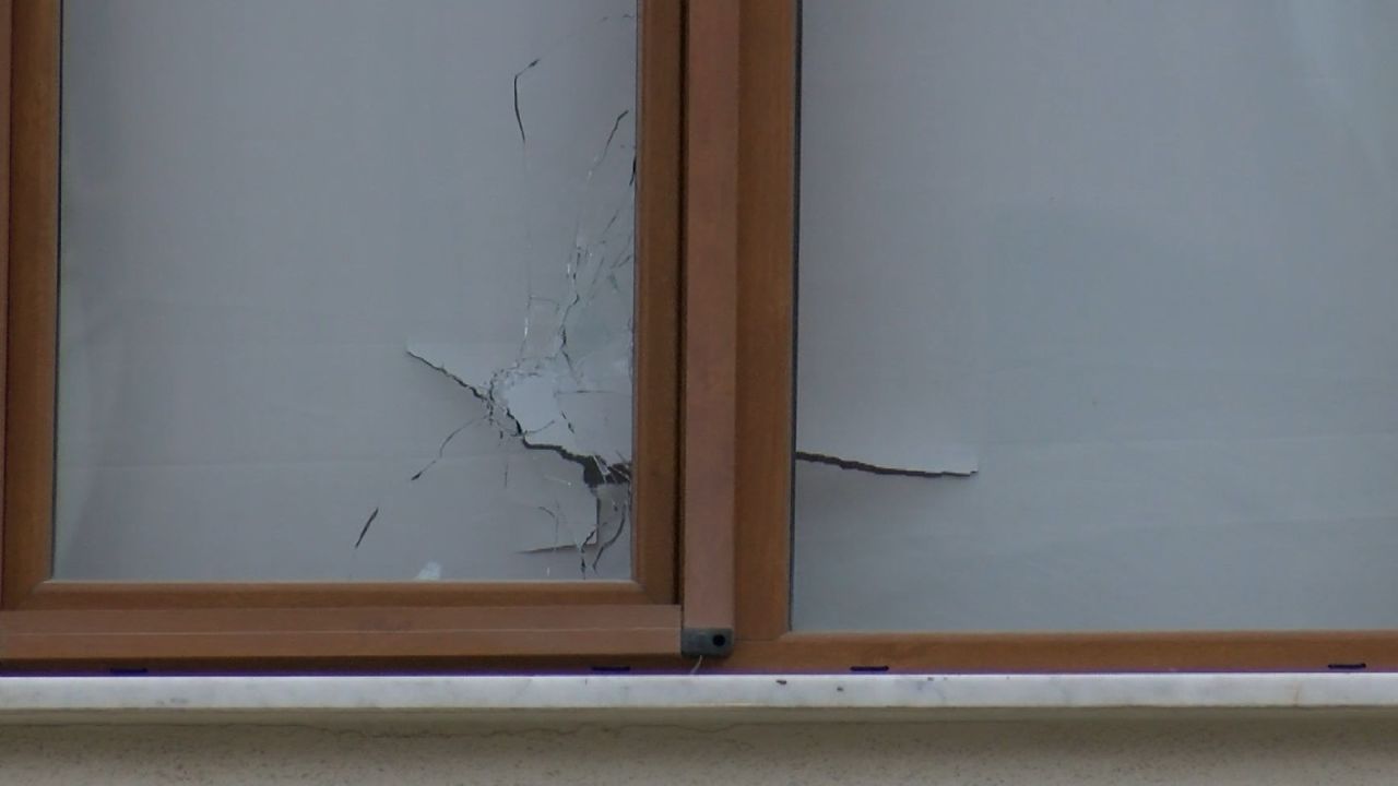 Çekmeköy'de Aynı Bina İkinci Kez Kurşunlandı
