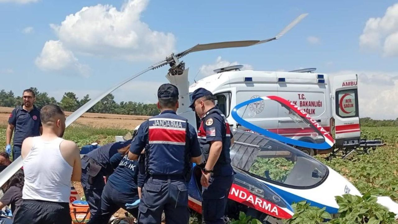 Adana'da Jandarma Cayrokopteri Düştü: 2 Yaralı
