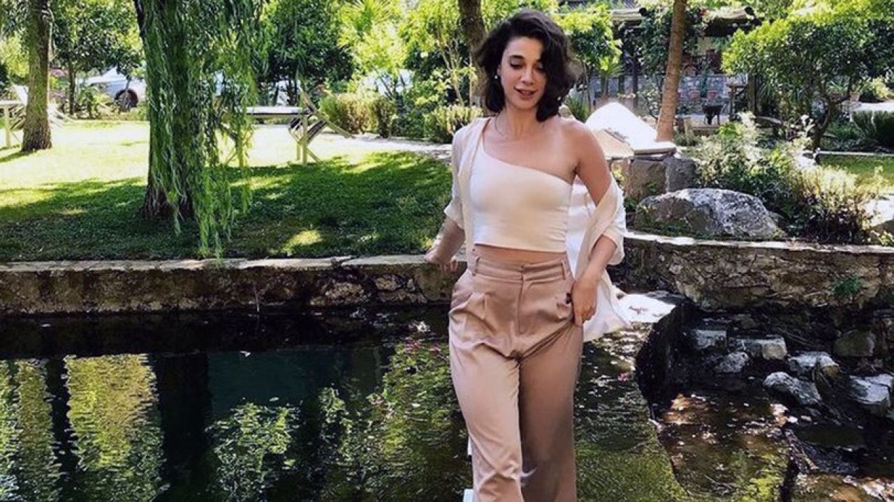 Rezan Epözdemir'den Yargıtay Kararına Tepki: Pınar Gültekin Davasında Canavarca His Yok Denilmesine Sert Eleştiri
