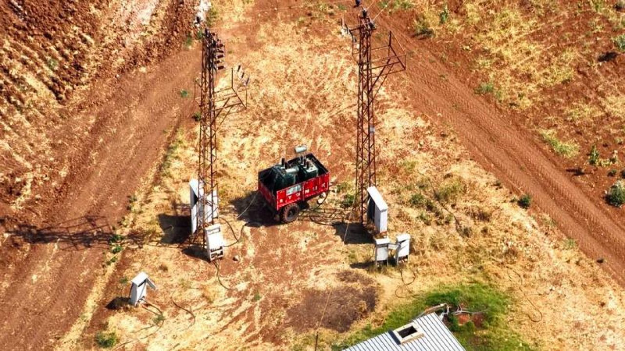 Traktör Römorkunda Kaçak Trafo, 200 Hane İzinsiz Elektrik Kullandı
