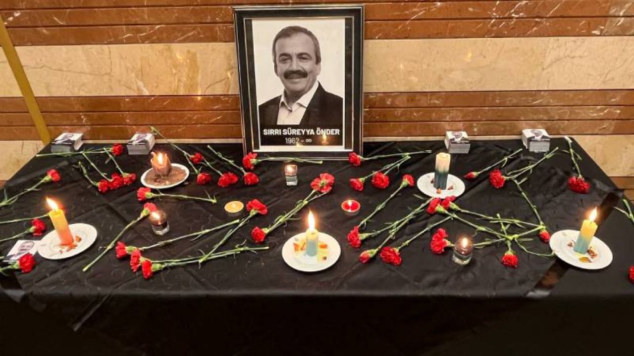 Sırrı Süreyya Önder'e Taziye Ziyaretleri Devam Ediyor
